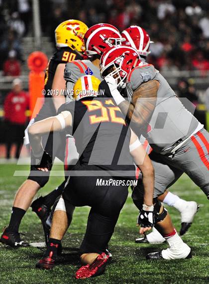 Thumbnail 2 in Mater Dei @ Mission Viejo (CIF SS D1 Semifinal) photogallery.