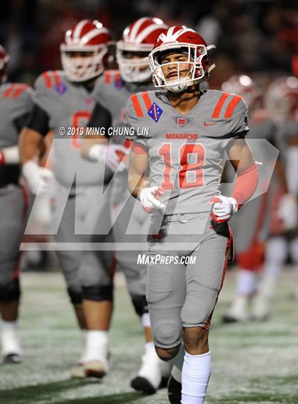 Thumbnail 1 in Mater Dei @ Mission Viejo (CIF SS D1 Semifinal) photogallery.