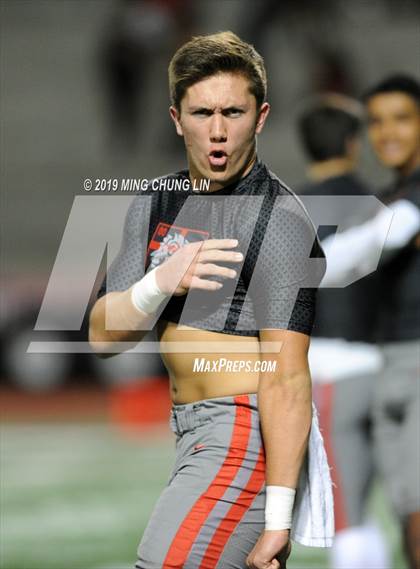 Thumbnail 2 in Mater Dei @ Mission Viejo (CIF SS D1 Semifinal) photogallery.
