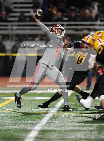 Thumbnail 2 in Mater Dei @ Mission Viejo (CIF SS D1 Semifinal) photogallery.