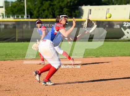 Thumbnail 3 in Nixon-Smiley vs Industrial (UIL 3A Bi District) photogallery.
