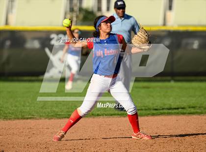 Thumbnail 2 in Nixon-Smiley vs Industrial (UIL 3A Bi District) photogallery.