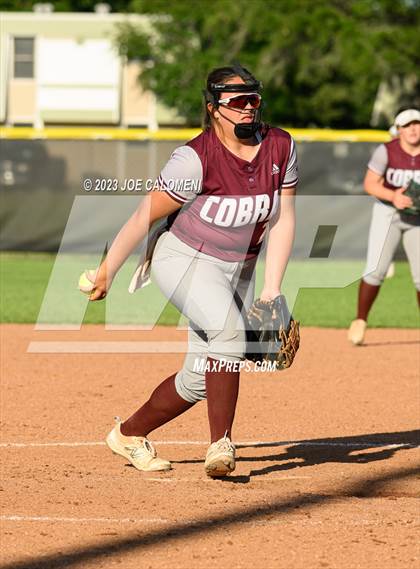 Thumbnail 2 in Nixon-Smiley vs Industrial (UIL 3A Bi District) photogallery.