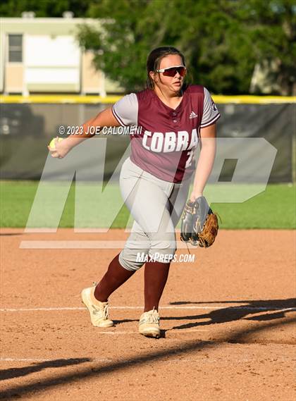 Thumbnail 3 in Nixon-Smiley vs Industrial (UIL 3A Bi District) photogallery.