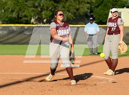 Thumbnail 3 in Nixon-Smiley vs Industrial (UIL 3A Bi District) photogallery.
