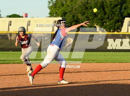 Thumbnail 2 in Nixon-Smiley vs Industrial (UIL 3A Bi District) photogallery.