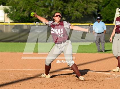 Thumbnail 3 in Nixon-Smiley vs Industrial (UIL 3A Bi District) photogallery.