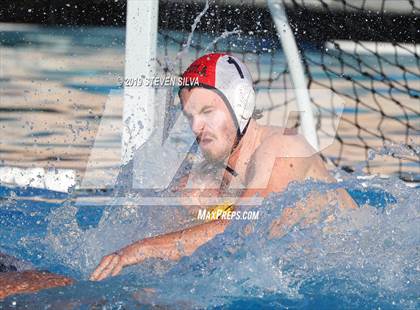 Thumbnail 2 in Loyola vs. Newport Harbor (CIF SoCal Regional D1 Semifinal) photogallery.