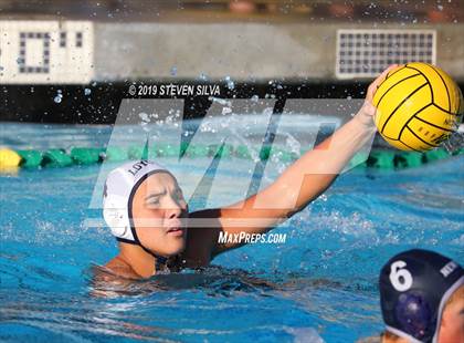 Thumbnail 3 in Loyola vs. Newport Harbor (CIF SoCal Regional D1 Semifinal) photogallery.