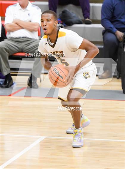 Thumbnail 2 in Cesar Chavez vs. Marcos de Niza (PUHSD Coyote Classic Tournament) photogallery.