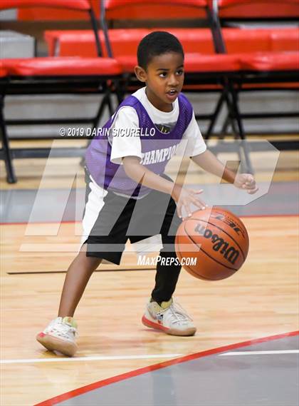 Thumbnail 1 in Cesar Chavez vs. Marcos de Niza (PUHSD Coyote Classic Tournament) photogallery.