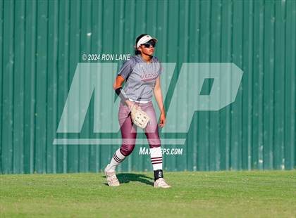 Thumbnail 3 in Mustang @ Jenks photogallery.
