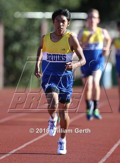Thumbnail 2 in Santa Clara vs Saratoga (Dual Track Meet) photogallery.