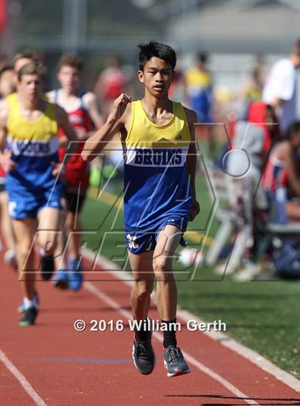 Thumbnail 1 in Santa Clara vs Saratoga (Dual Track Meet) photogallery.