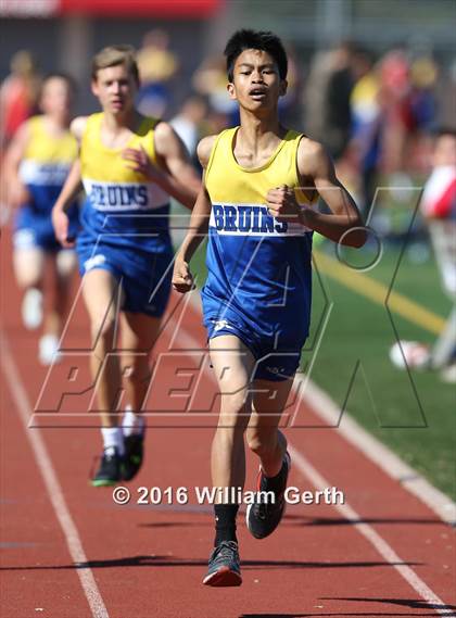 Thumbnail 2 in Santa Clara vs Saratoga (Dual Track Meet) photogallery.
