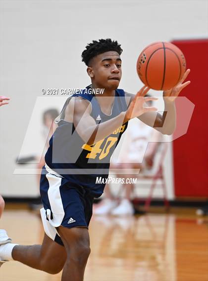Thumbnail 3 in Cypress Woods vs Cy Ranch  photogallery.