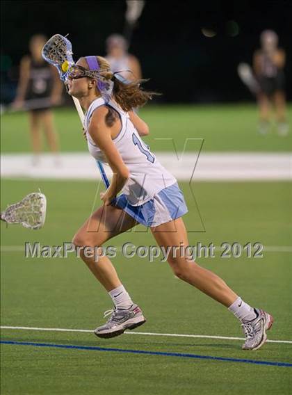Thumbnail 3 in Medfield vs Winchester (MIAA Division 2 Final) photogallery.