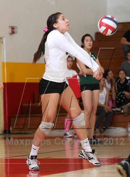 Thumbnail 2 in Granada Hills @ Taft photogallery.