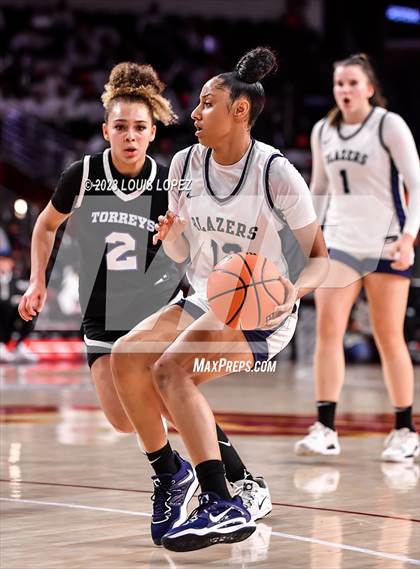 Thumbnail 2 in La Jolla Country Day vs. Sierra Canyon photogallery.
