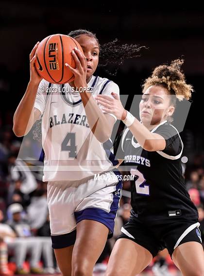 Thumbnail 2 in La Jolla Country Day vs. Sierra Canyon photogallery.