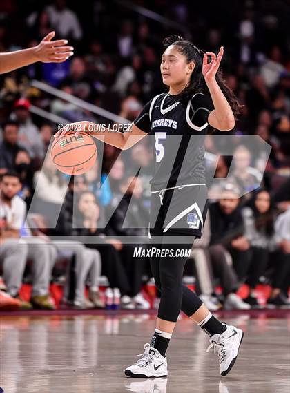 Thumbnail 3 in La Jolla Country Day vs. Sierra Canyon photogallery.