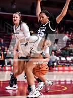 Photo from the gallery "La Jolla Country Day vs. Sierra Canyon"