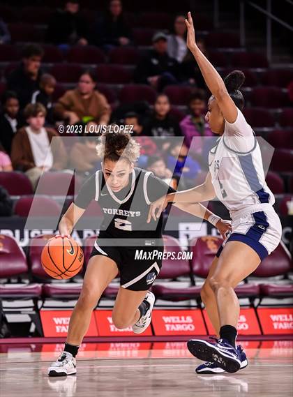 Thumbnail 1 in La Jolla Country Day vs. Sierra Canyon photogallery.