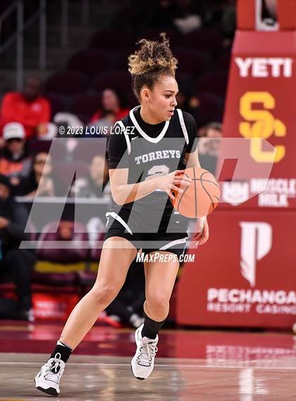 Thumbnail 1 in La Jolla Country Day vs. Sierra Canyon photogallery.