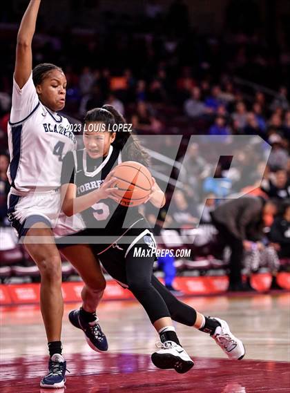 Thumbnail 1 in La Jolla Country Day vs. Sierra Canyon photogallery.
