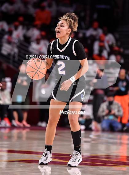 Thumbnail 3 in La Jolla Country Day vs. Sierra Canyon photogallery.
