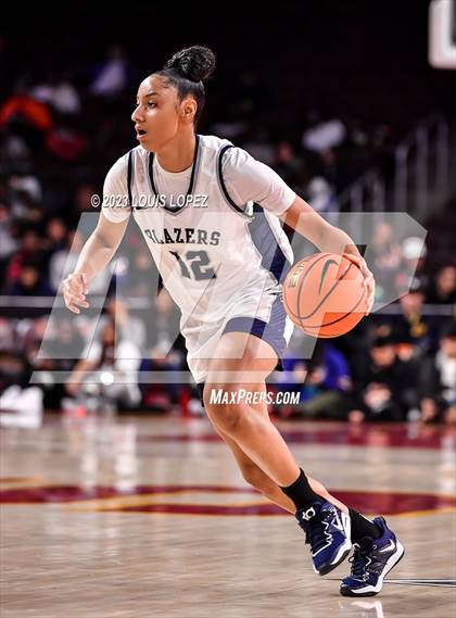 Thumbnail 2 in La Jolla Country Day vs. Sierra Canyon photogallery.