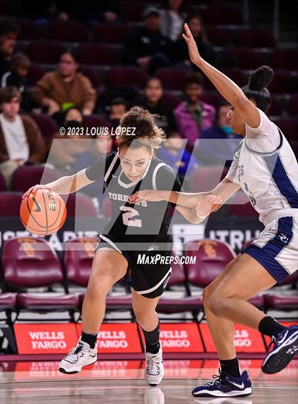 Thumbnail 3 in La Jolla Country Day vs. Sierra Canyon photogallery.