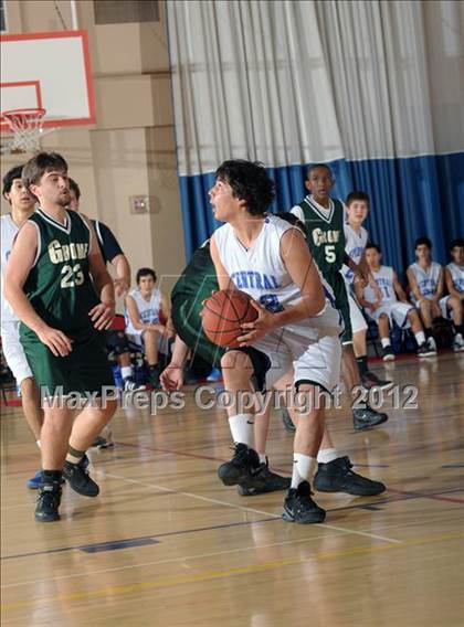 Thumbnail 1 in JV: Grove vs Central (MaxPreps Holiday Classic) photogallery.