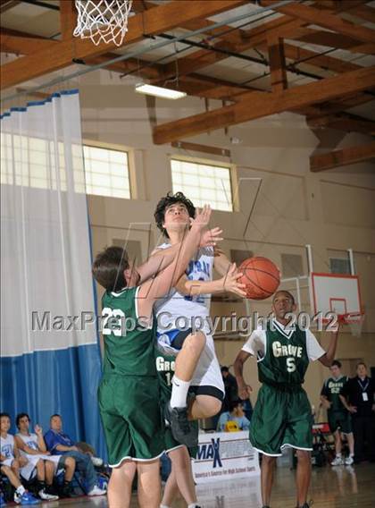 Thumbnail 3 in JV: Grove vs Central (MaxPreps Holiday Classic) photogallery.