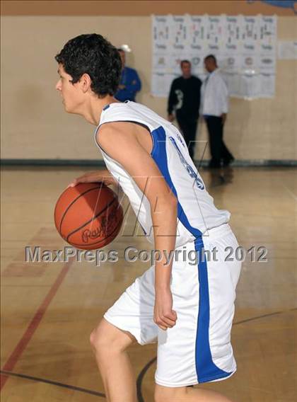 Thumbnail 3 in JV: Grove vs Central (MaxPreps Holiday Classic) photogallery.