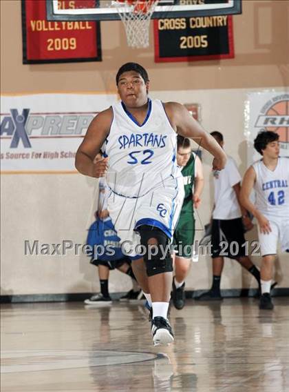 Thumbnail 2 in JV: Grove vs Central (MaxPreps Holiday Classic) photogallery.