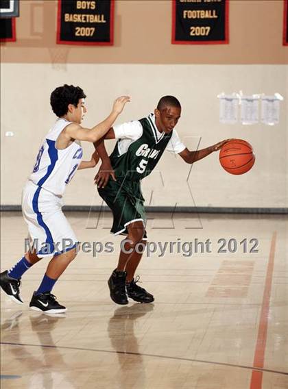 Thumbnail 1 in JV: Grove vs Central (MaxPreps Holiday Classic) photogallery.