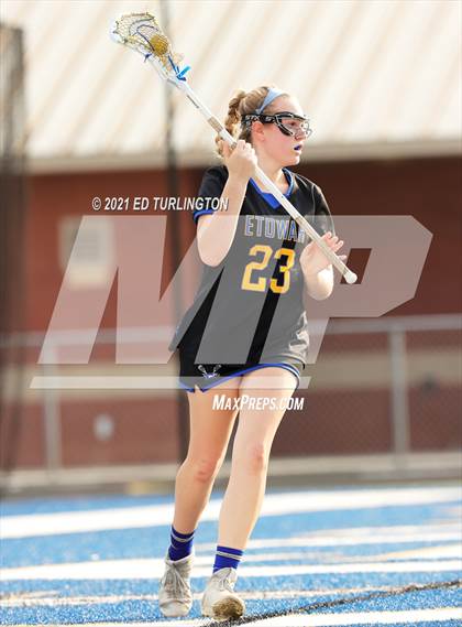 Thumbnail 3 in Etowah @ River Ridge photogallery.