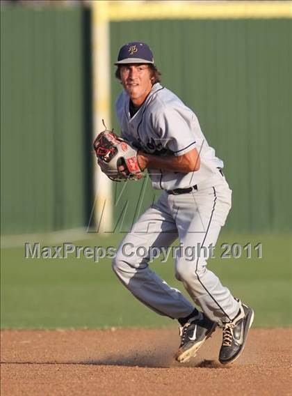 Thumbnail 1 in Stony Point vs. Austin (Texas 5A Region II Bidistrict) photogallery.