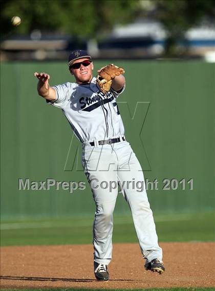 Thumbnail 1 in Stony Point vs. Austin (Texas 5A Region II Bidistrict) photogallery.