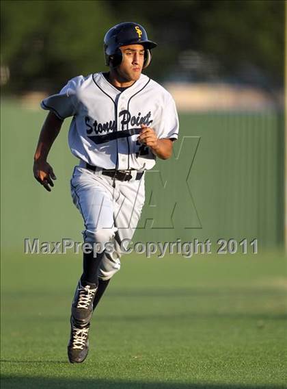 Thumbnail 1 in Stony Point vs. Austin (Texas 5A Region II Bidistrict) photogallery.