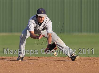 Thumbnail 2 in Stony Point vs. Austin (Texas 5A Region II Bidistrict) photogallery.