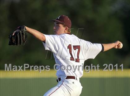 Thumbnail 2 in Stony Point vs. Austin (Texas 5A Region II Bidistrict) photogallery.