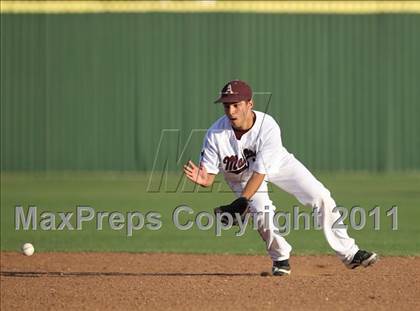 Thumbnail 1 in Stony Point vs. Austin (Texas 5A Region II Bidistrict) photogallery.
