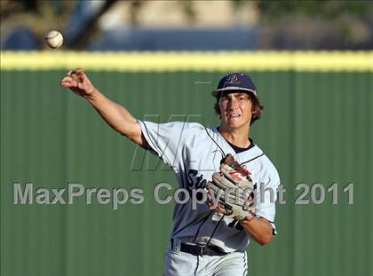 Thumbnail 3 in Stony Point vs. Austin (Texas 5A Region II Bidistrict) photogallery.