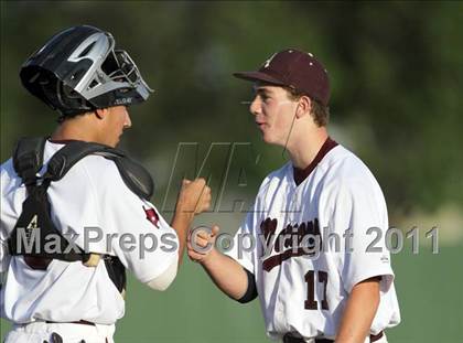 Thumbnail 2 in Stony Point vs. Austin (Texas 5A Region II Bidistrict) photogallery.