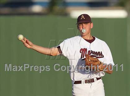 Thumbnail 3 in Stony Point vs. Austin (Texas 5A Region II Bidistrict) photogallery.