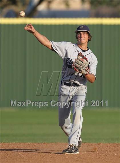 Thumbnail 2 in Stony Point vs. Austin (Texas 5A Region II Bidistrict) photogallery.