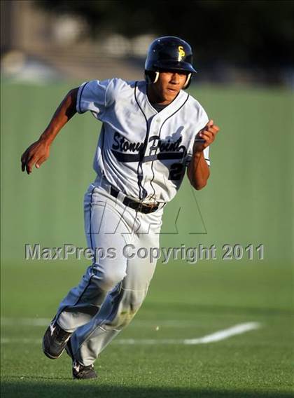 Thumbnail 3 in Stony Point vs. Austin (Texas 5A Region II Bidistrict) photogallery.