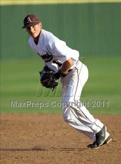 Thumbnail 3 in Stony Point vs. Austin (Texas 5A Region II Bidistrict) photogallery.